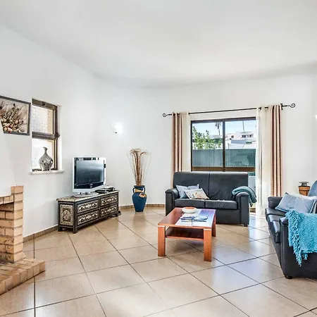 Lourenco Villa