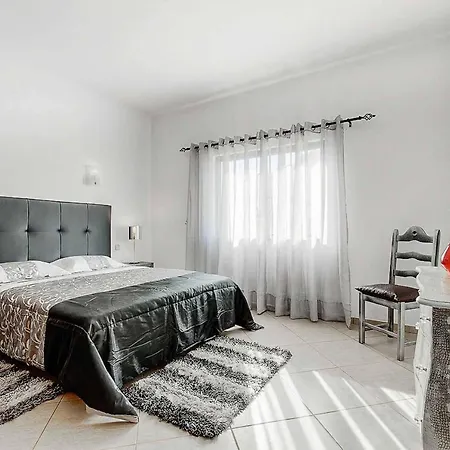 Lourenco Villa Albufeira